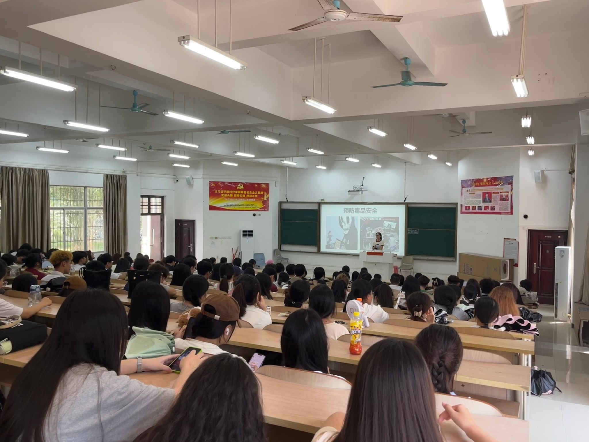 各班班主任们精心准备