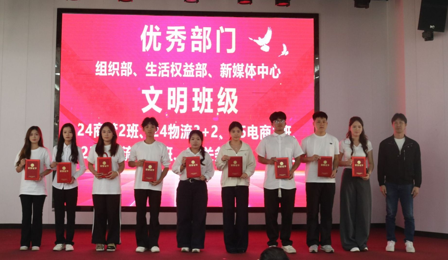 星空app官方端web站新人权益精心