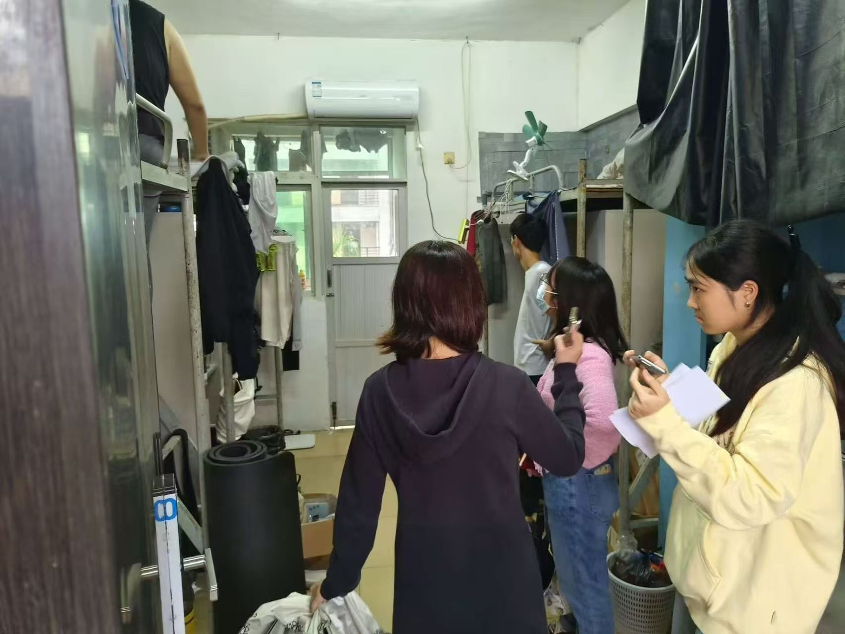 通过检查评分的方式