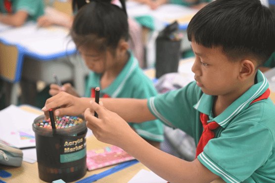 一份爱心暖童心