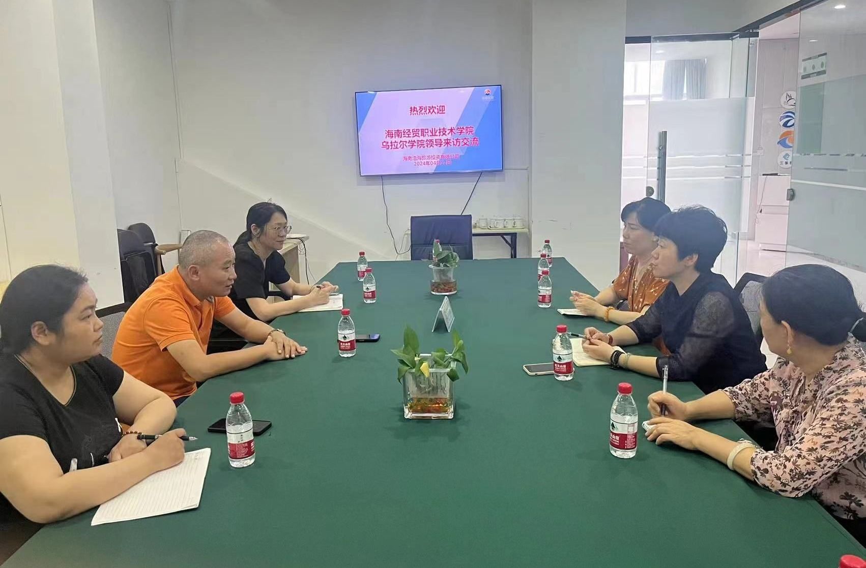 海南环游假期国际旅行社等企业实地走访