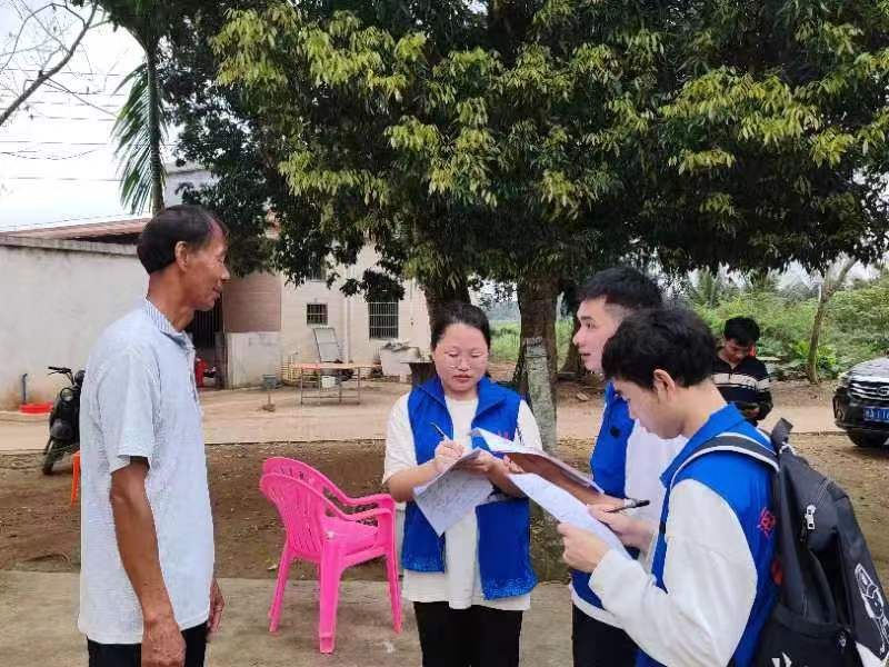 茄苪村党支部负责人共同签署了《党组织