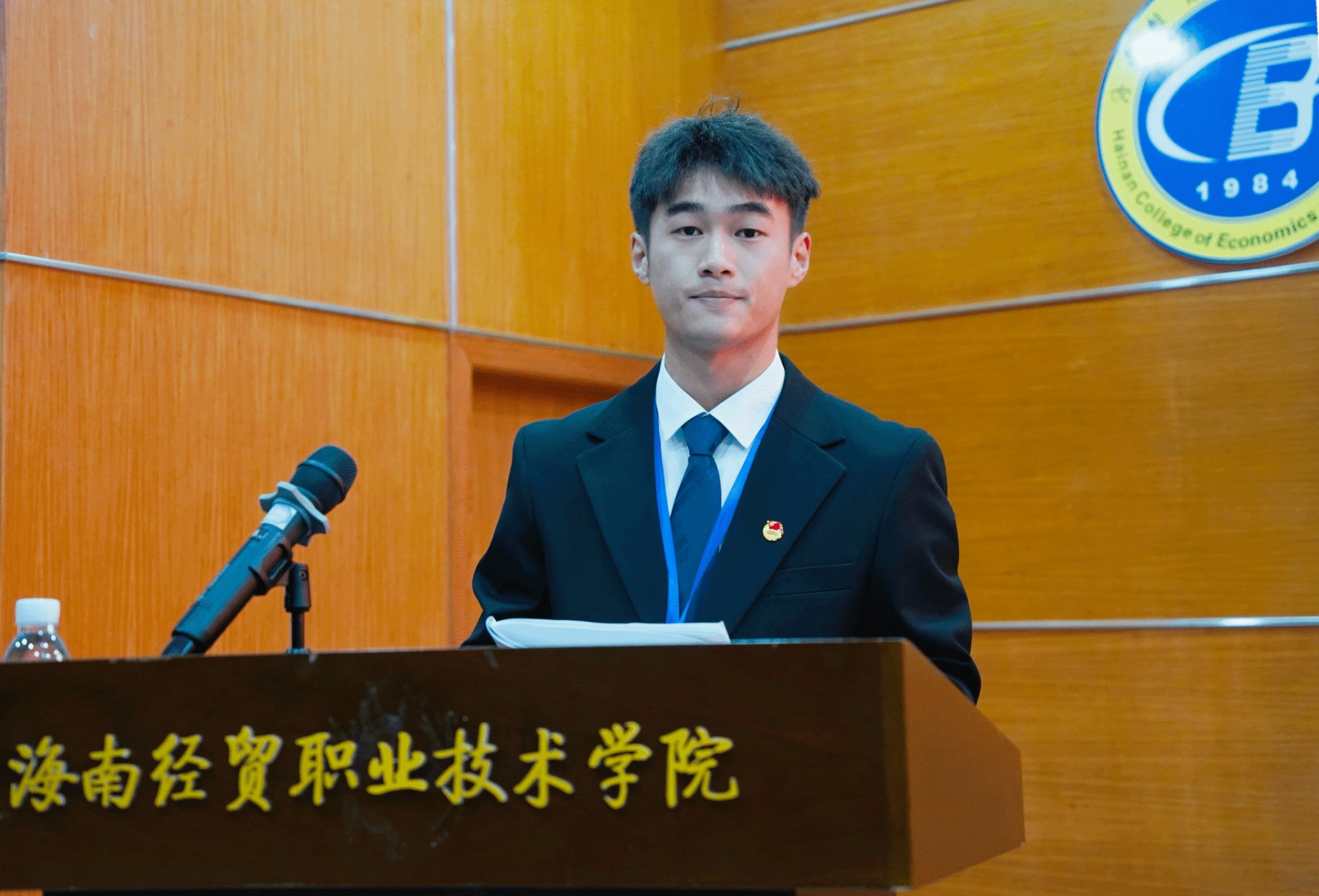//鼠标延迟触发时间（默认150） 